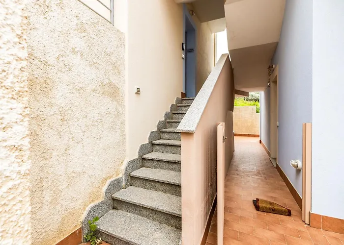 Attic With Terrace And Swimming Pool Apartamento Badesi