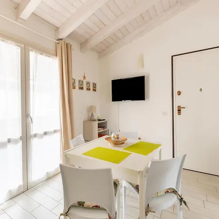 Apartment Attic With Terrace And Swimming Pool