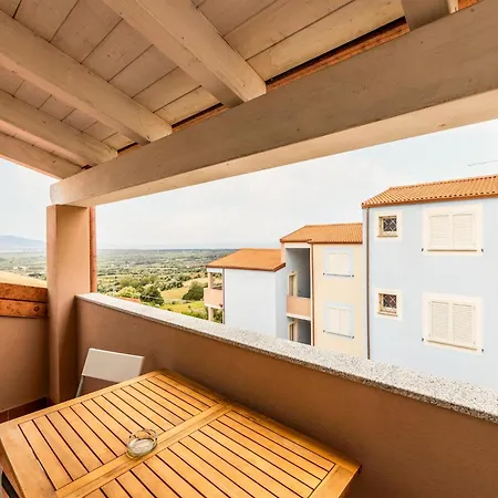 Attic With Terrace And Swimming Pool