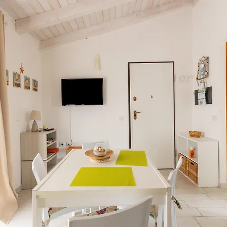 Attic With Terrace And Swimming Pool Apartment