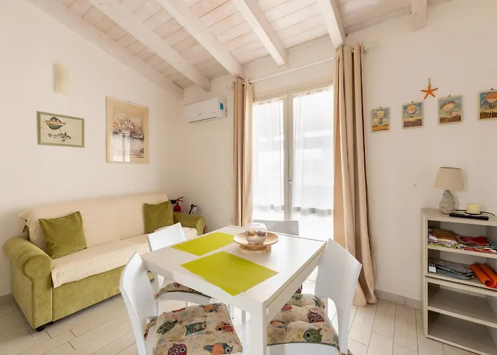 Apartment Attic With Terrace And Swimming Pool *